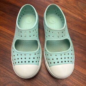 Native Shoes Juniper Mary Jane Kids Size 11